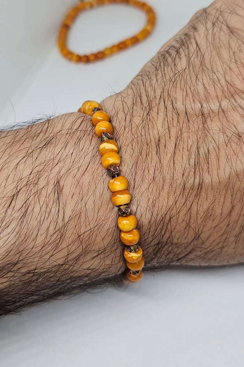 نوادر الارض البولندي الشجري المنكاوي الجبس🥭👑
سوار كهرب حر نوادر الانتيك الشجري الحجري المنكاوي 👑🥭ناعم مع فواصل فضة مطلية ماء ذهب بناتي او ايد ناعمة💓👑
السعر ١٠٠ ألف دينار عراقي
ألتوصيل مجاني لكل العراق 
وتس اب ***********
