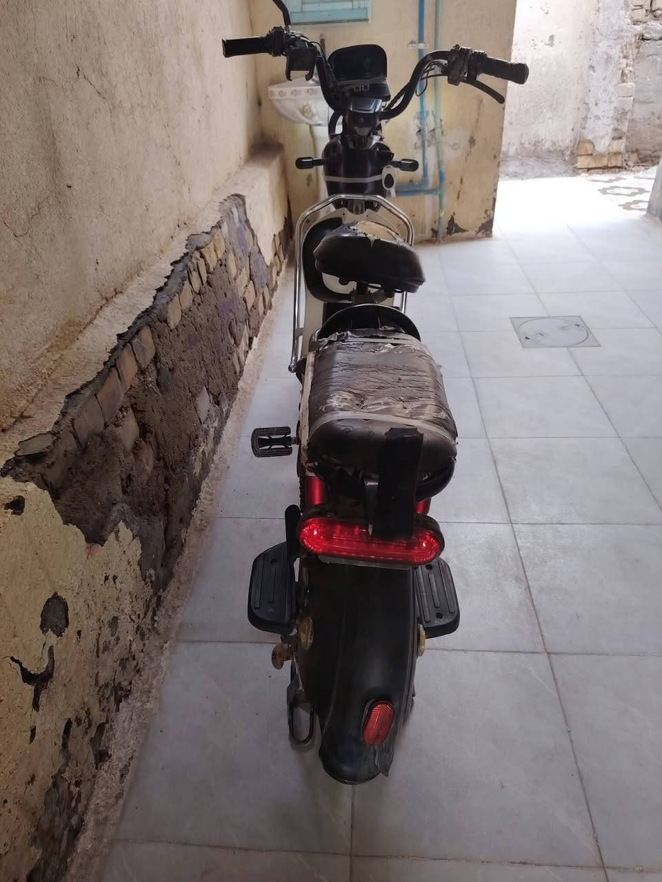 دراجة شحن للبيع او مراوس 
السعر 200 وبيهة مجال


**إذا كنت صاحب هذا الإعلان وتريد حذفه لأي سبب، رجاءا أرسل رسالة إلى الدعم الفني**