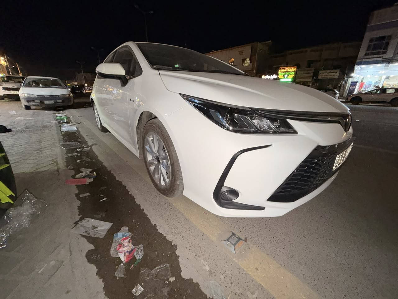 السلام عليكم 
كورلا هايبرد شكل الخليجي ٢٠٢٥ ماشيه ٢٥٠٠
فول مواصفات حالها حال الزيرو 
***********
