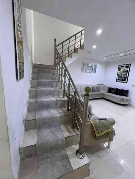 #موقع مميز / حي الخضراء_خلف حفتا بازار
#جنس العقار (زراعي مسجل تسلسل بلدي
مشمول بقرار التمليك) 
#يتكون_من طابقين
المساحة الكلية للدار 135 متر بواجهة 5 متر 
(البناء الفعلي 100 متر والباقي حوش خلفي اوفضلة)
#المحتويات/ 
طابق1 _ غرفة نوم مع الهول والدرج الداخلي مع المطبخين اضافة للصحيات والكراج مع حديقة خلفية 
ط2 _ غرفتين نوم مع الصحيات وسطح 
#السعر مناسب
للاستفسار راسل بريد الصفحة
اوالاتصال 
***********
#السند_للعقار🏡
