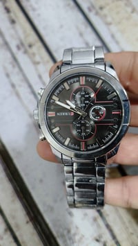 ساعة • توصيل