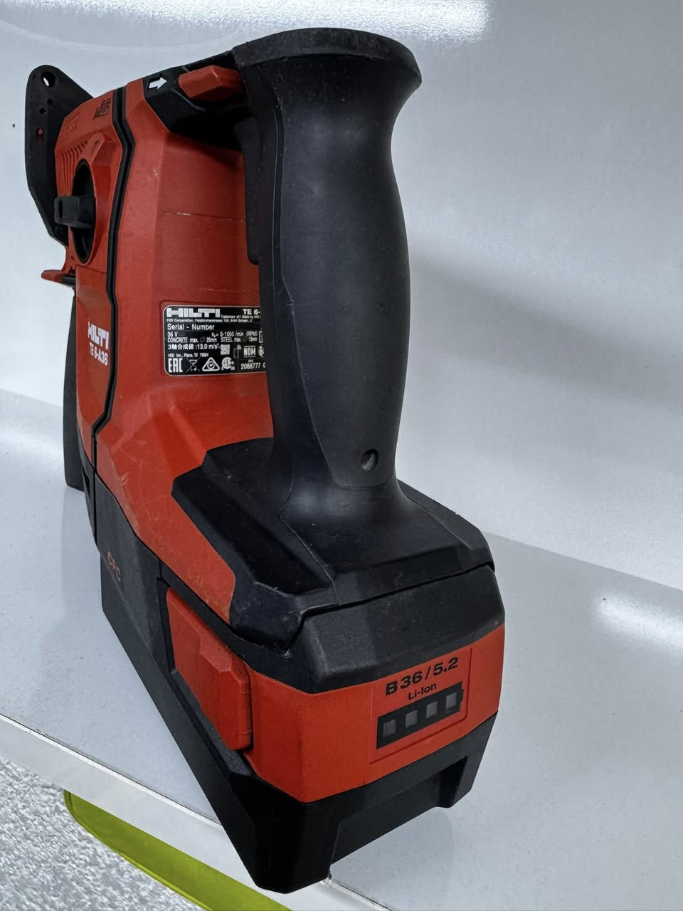 سلام عليكم اخوان 
رمضان كريم 
همر هيلتي 36v مستخدم اخو الجديد كامل بطاريات 2 وشاحنه 
توصيل متوفر 
*********** واتساب
