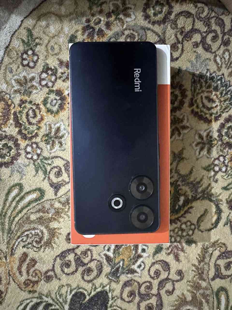 ريدمي 13برو للبيع ذاكره 256جهاز اخو الجديد مستعمل يومين سعر 125وبي مجال قليل العنوان كربلاء حي الميلاد رقم التلفون ***********
