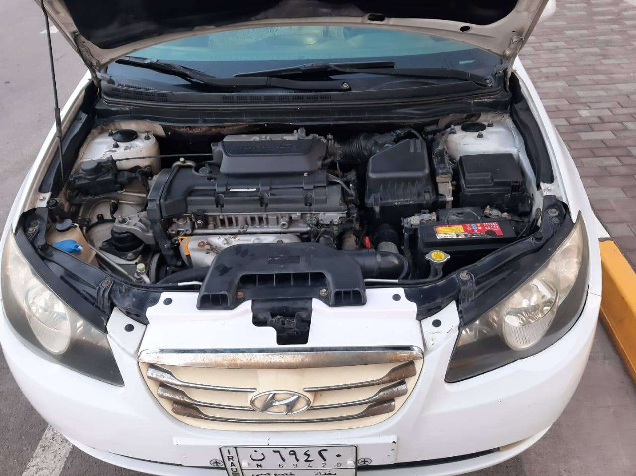 النتره موديل 2010 وارد امريكي  اريدها  ابشدة وبيها مجال قليل السياره بسمي  الحد 27  رقم التليفون ***********
