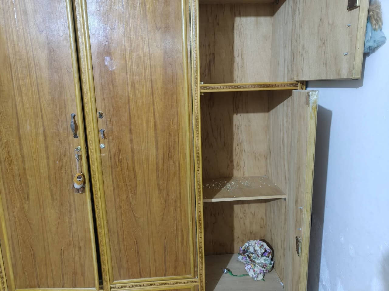 السلام عليكم عندي كنتور ابو الاربعه بيبان اخو الجديد وسعر كلش مناسب مكان الحسينيه توصيل ماكو سعر 250 بلاش


**إذا كنت صاحب هذا الإعلان وتريد حذفه لأي سبب، رجاءا أرسل رسالة إلى الدعم الفني**