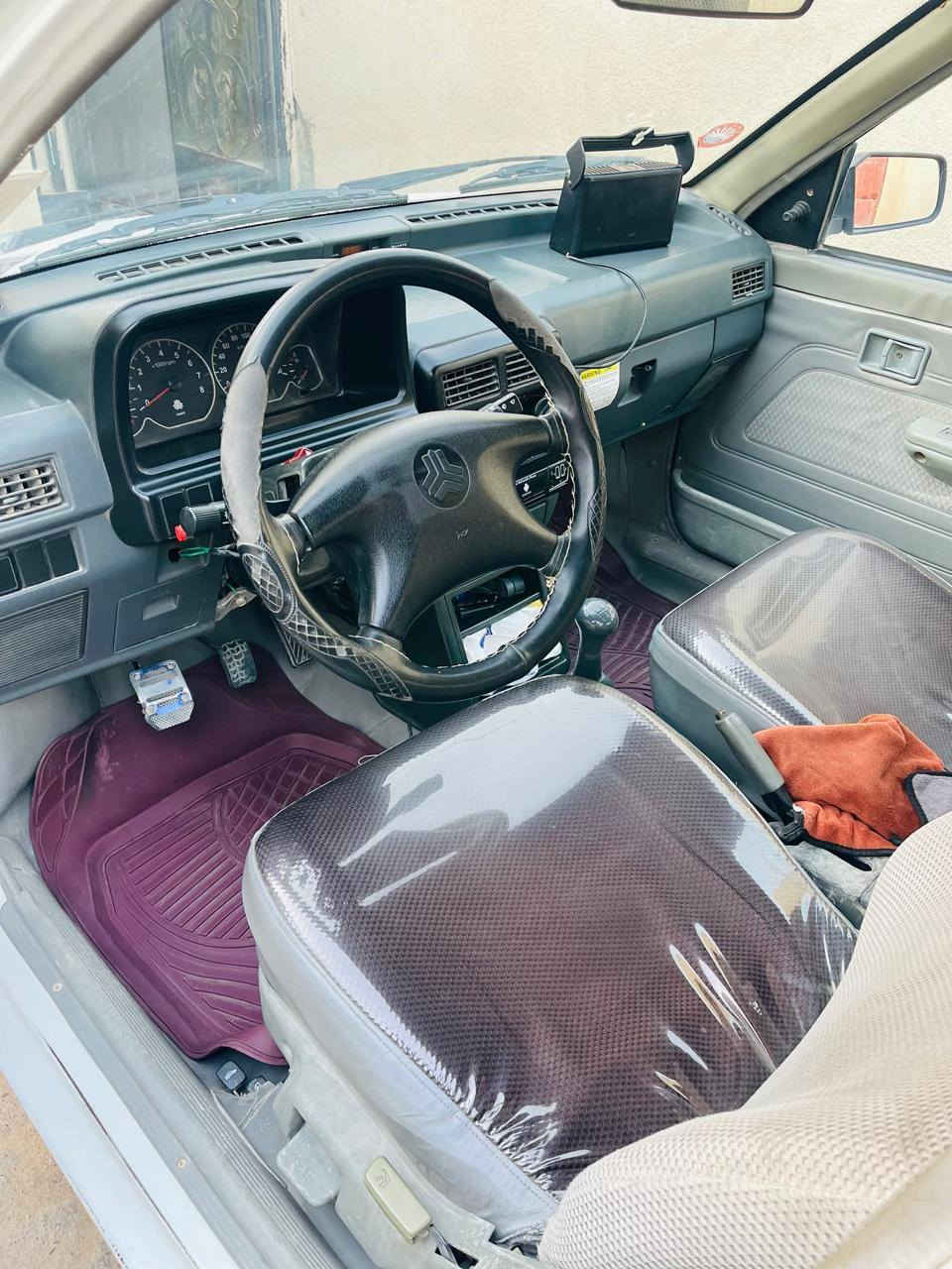 السلام عليكم سايبه للبيع موديل 2009 كفاله عامه من كلشي سياره على وضع لشركه سياره جاهزه رقم دولي بغداد 
سياره بزبير انا مكلف بنشر وهاذا رقم راعيها ***********
