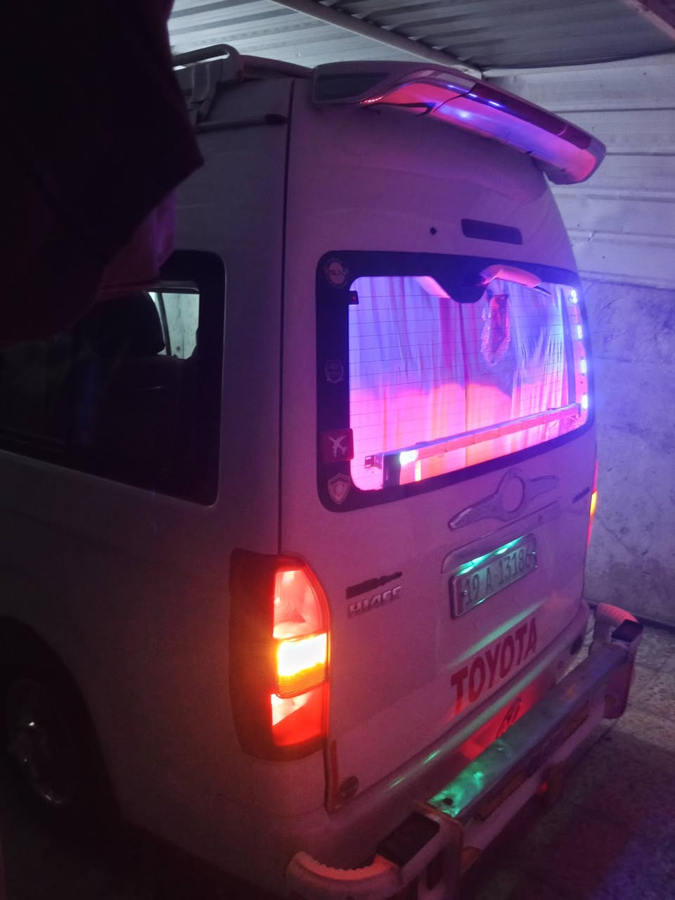 سلام عليكم
سياره  H2 للبيع ابسمي رقم كربلاء 
سياره خير من الله جاهزه من كل النواحي تبريد شغال حداديه جديده تخم تاير جديد بغداد الشعله 125 وبي مجال 
***********  *********** 
غير متواجد على الفيس
