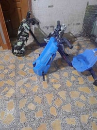 اسكوترات • ٣ قطع • واحد شغال