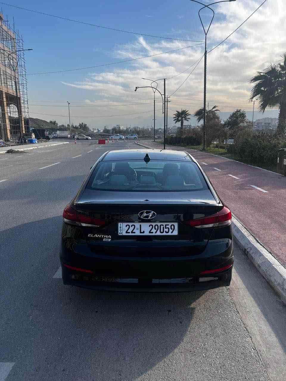 النترا ٢٠١٧
سياره بيهه قطعتين و شبر (بس رش) بدون معجون
باب و جاملغ عكس السائق بدون دواخل و بدون ايرباك
سياره ماشيه ٦٢ الف فقط
سياره حيل نظيفه و كاعده ما بيهه اى خلل
رقم الشاصى منشور بس ما تتلع اى معلومات  
Kmhd74lf7hu095435
سياره بالسليمانيه و بأسمى تحويل لو وكاله حاضر
*********** السليمانية, العراق
