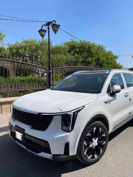 سورنتو 25 خليجي زيرو ضمان الدولية

السعر  53 مليون رقم بغداد 
ترهم مراوس بسورنتو اوسبورتج موديل اقل

بنوراما 
4 كامرات 
رادارات 
تحريك آلي بريمونت 
محرك 6 سلندر 
كير ماوس
داتاشو 
ويل حجم 20
كراسي كهرباء 
جنطة كهرباء 
بصمة وتشغيل عن بعد
شاشة متصلة تعمل بنظام بلي كار
 نفيكيشن جي بي اس 
انارة داخلية ليزرية متغيرة الالوان 
اللايت عالي ناصي زنون 
لد نهاري ليزري امامي 
بك لايت ليزري LED
هندبريك دكمة 
اوتو هولد 
درايف مود
مانع انزلاق
مساعد منحدرات
شحن وايرليس بلوتوث 
تحكمات ستيرن فول 
حساسات امامي خلفي 
تبريد 3 قطع مع تحكم منفصل للخلف 
السيارة استيراد الشركة الدولية لوكالة كيا 
ضمان 5 سنوات 
4 تبديلات دهن مجانا
سنة صيانة مجانا

***********
  
مكانها البياع
