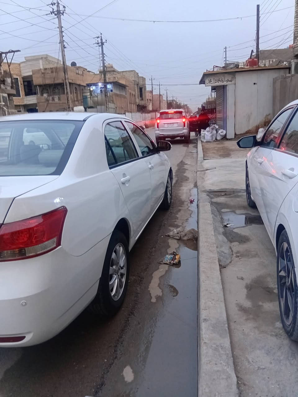 سلام عليكم بي وي جي ٣ موديل ١٦ بغداد نظيفه خيرمن الله تحويل ثاني يوم بيه صبغ بابين لجماليه بدون اي معجون بدون خياس كله بلد تبريد شغال  الرقم ***********
