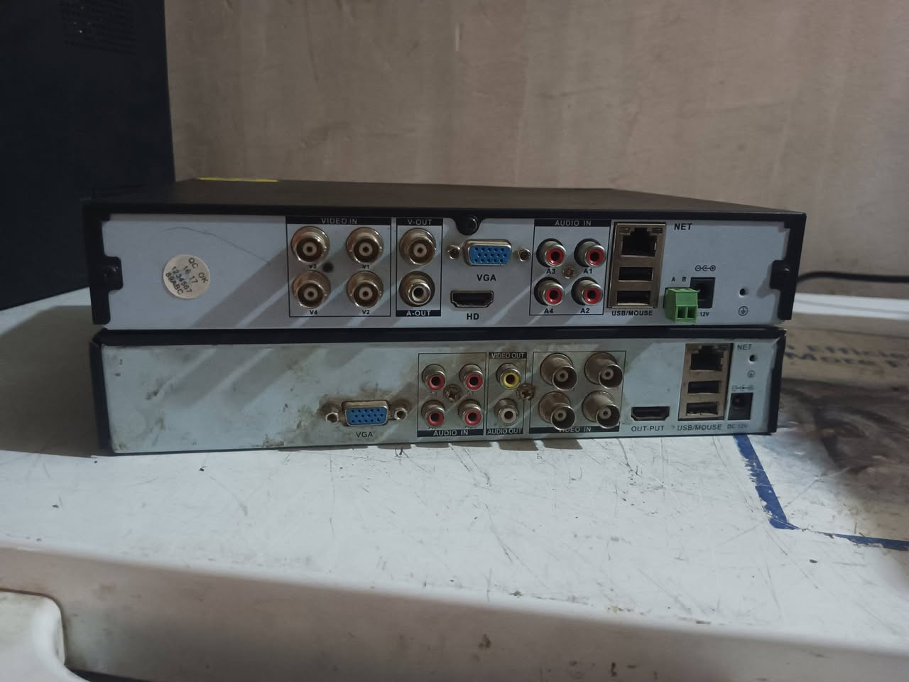 أجهزة كاميرات مراقبة شغالات بدون هاردات بدون رمز سعر القطعة 25 الف مع التوصيل


**إذا كنت صاحب هذا الإعلان وتريد حذفه لأي سبب، رجاءا أرسل رسالة إلى الدعم الفني**