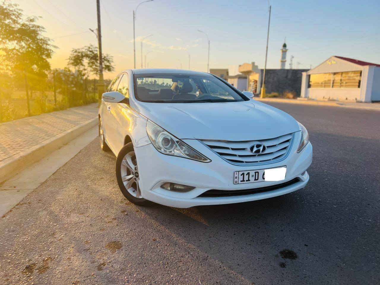 السلام عليكم
سوناتا 2012 خليجي بغداد مكفوله
اشاير مري.. مري شفط.. حساس خلفي 
محرك 2400.. ماشيه ١٧٠.. تحكمات ستيرن
مكان السياره صلاح الدين بلد..
***********
