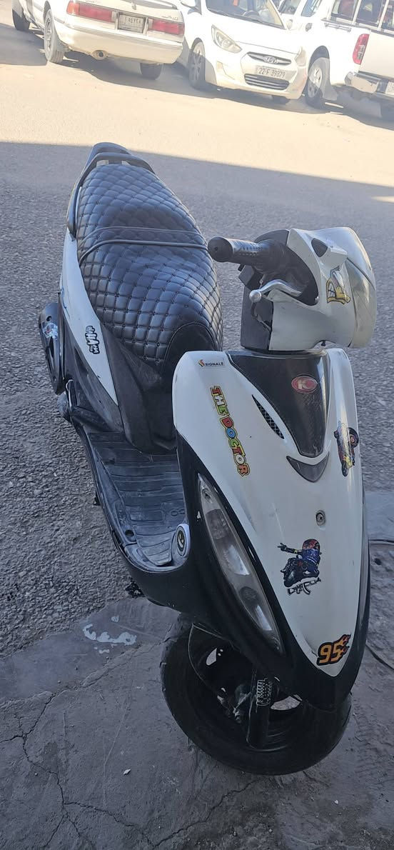 سلام عليكم دراجه كامكو جي فور قبل 9اشهر نزلتها من الحاويه البيع سبب البيع بدلت دهن وطلع بيها بدايه دخان ابيض
سعر 450وبيها مجال قليل


**إذا كنت صاحب هذا الإعلان وتريد حذفه لأي سبب، رجاءا أرسل رسالة إلى الدعم الفني**