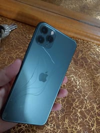 ايفون ١١ برو ماكس • ٢٥٦ • فيس ايدي متوقف