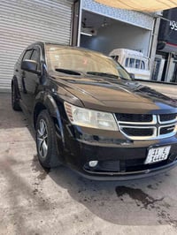 للبيع جورني 2012  4 سلندر  7 راكب  تبريد 3 قطع  رقم بغداد مميز تحويل م...