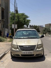 دوج كرفان 2007 بغداد للبيع السعر ٦٢ ورقه وبيها مجال بسيط  مصبوغه حزام ...