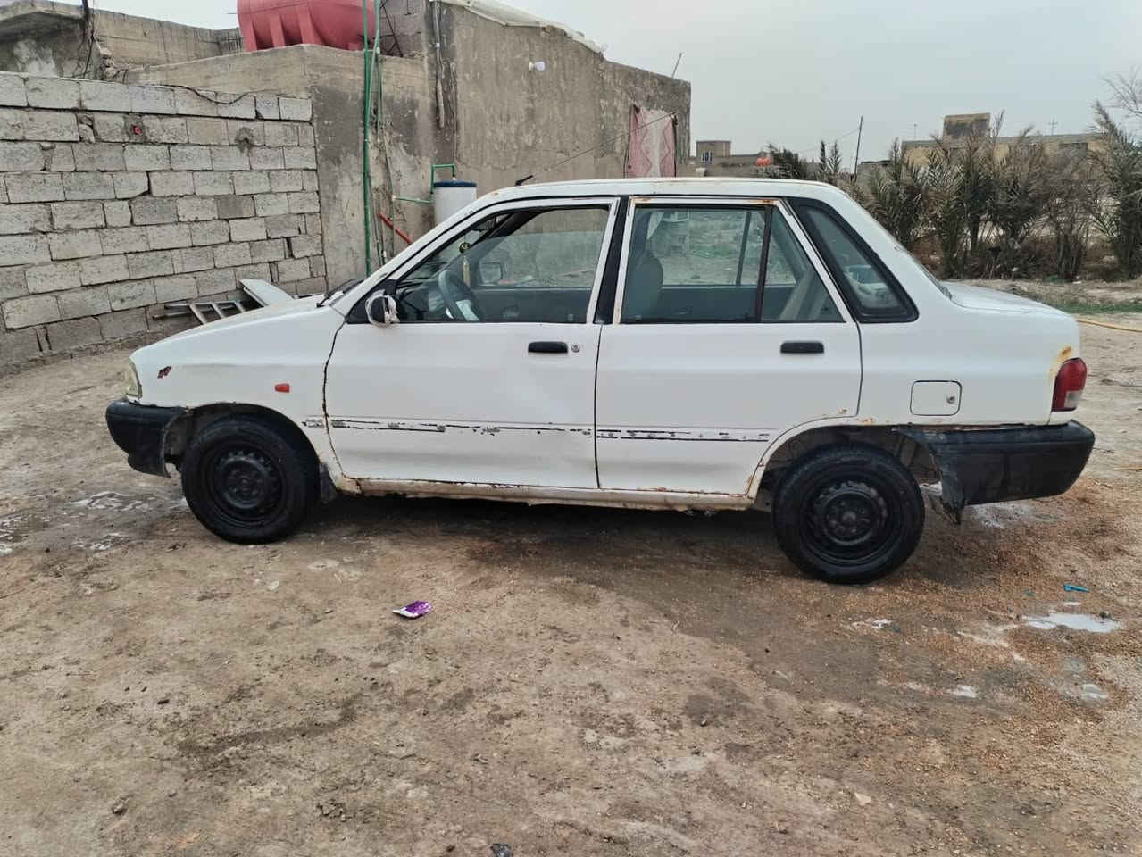 سايبه مديل 2010
حداديه 100/100
تخم تاير
مكينه برايد خير من الله 
كير ومكينه شرط
سعر 19 وبيهه مجال قليل
***********
