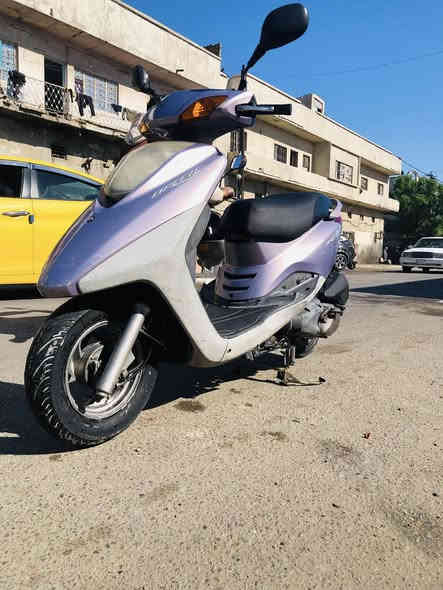 ‏دراجة فريز مكفولة كفالة عامة كفرات اصلية مكينة ما مفتوحة المكان الرحمانية جعفر السعر 800 وبيها مجال 
***********
