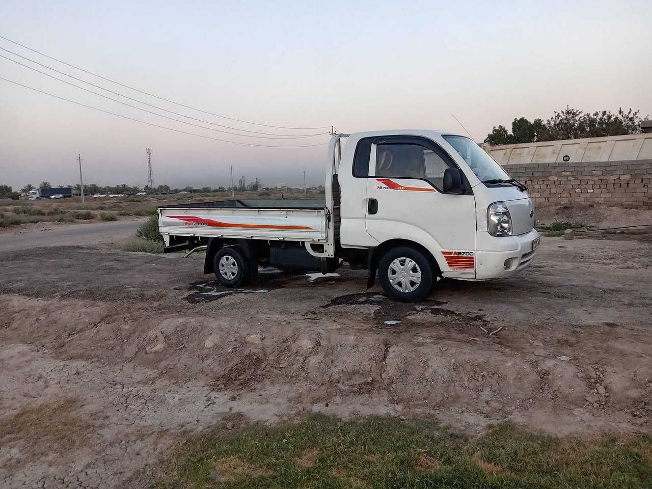 سلام عليكم كيه البيع عموشه ٢٠٠٩ محرك كير اكسل شاصي مكفول رقم بغداد نكليزي سعر ٨٠ وبيه مجال *********** مكان ابوغريب خط سريع دولي
