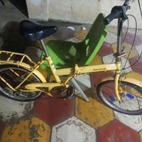 بيسكل للبيع نضيف بس التاير الخلفي تعبان قيم وخذ بما يرضي الله  0770701...