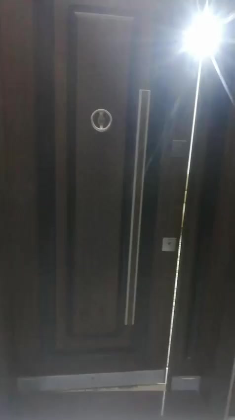 شقة مؤثثة للايجار طابق اول كرادة داخل شارع مطعم أبو العز مقابل  كنيسة للاستفسار
***********
