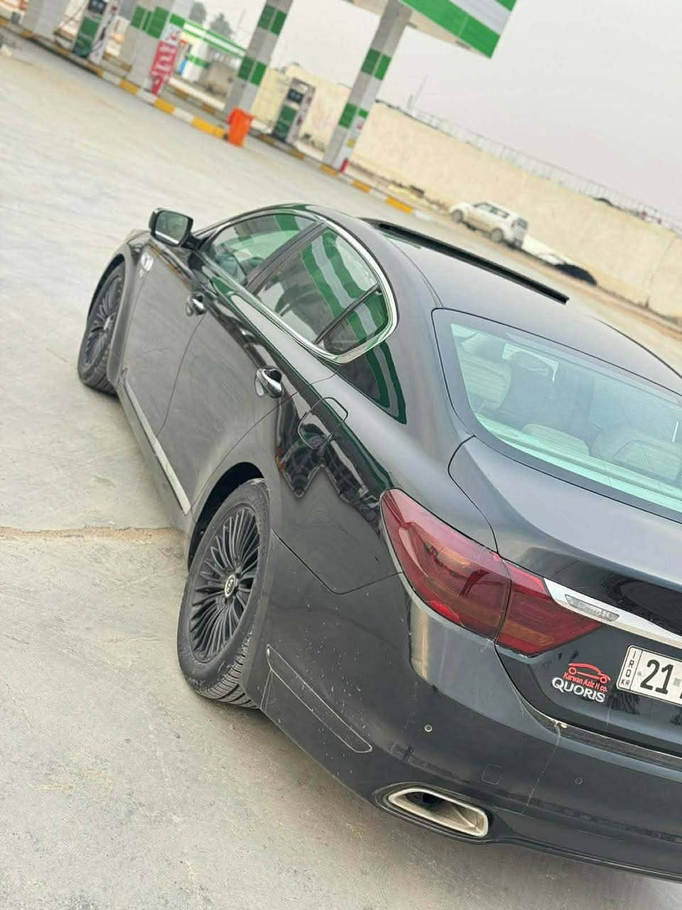 كيا كوريس 2013 خليجي
السياره كلين بدون حادث
*فقط بارد شبر بالباب الخلفي جهة العبري
محرك 6v
محرك وكير كفاله 
گير 8 نمر كوبر
ستيرن كهرباء متحرك+ كشنات وسايد بريك وبرد كهرباء
رادار كل الجهات مع تحذير المنطقه العمياء 
لايتات لد ١٦ عدسه زنون ومتحرك 
اكياس هواء كهرباء للراحه في كشن السائق والكشنات الخلفيه
بروجكترات لد 
كشنات جلد (النابا) افخم انواع الجلود لون بيجي
مرايات تعتيم للاضاءة العاليه وهيتر 
قماره شامواه فاخر 
كامرات ورادار 360 درجه
حساسات امامي خلفي
فتحه سقف
كشنات جلد تدفئه وتبريد امامي خلفي
كشنات كهرباء امامي خلفي
شاشات عدد 3
تحكم ماوس امامي خلفي
الكشنات الخلفيه VIP 
تبريد 3 قطع
حساس مناخ اوتو يتحكم بفتح وغلق الهواء الخارجي حسب نقاوه الجو 
بردات عدد 5 بلاد
ايرباكات عدد 9
سماعات شركه لكسكون 14 سماعه
دمام عدد ٢ امامي خلفي
تحديد مسار
شاشه عرض معلومات عالجامه الاماميه 
العينه شاشه وامكانيه تغيير شكل العدادات حسب الرغبه
هاند بريك بصمه كهرباء
نضام اوتو هولد
انضمه قياده عدد 4 عادي وايكو وسبورت وثلج
نضام مانع انزلاق ABS
نضام تراكشن كونترول 
نضام حزام امان كهربائي
مثبت سرعه ورادار تفاعلى 
سعر السياره165$ بيع فقط
مكان السياره كربلاء 
***********
