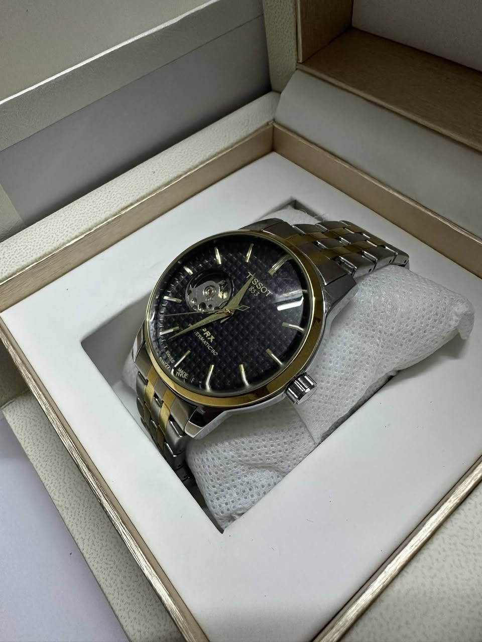 سعر الساعتين مع توصيل 50 الف
