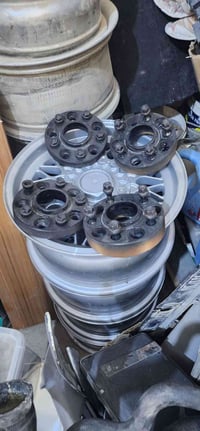 سبيسرات حاوية اصلي  قياس ٥×١٢٠  تو سايز امامي خلفي  توصيل موجود لجميع ...