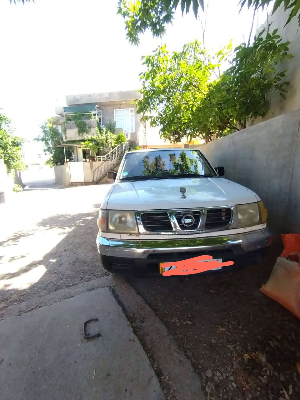NISSAN2002
*مەکینەی تازە تەشفیت کراوە 
*یەک پارچە بۆیاخی هەیە لەگەڵ  چەن جێگا ساردێک 
*تایەو پاتری تازەیە 
*تەبردی ساردووگەرمی مەزبوتە 
سەنەوی تا مانگی 10 2028تازەیه
*سەیارەکە هەیکەلی زۆر جوان ماوەتەوە
 
نرخى 96 گەڵاو مامەڵە 

***********
