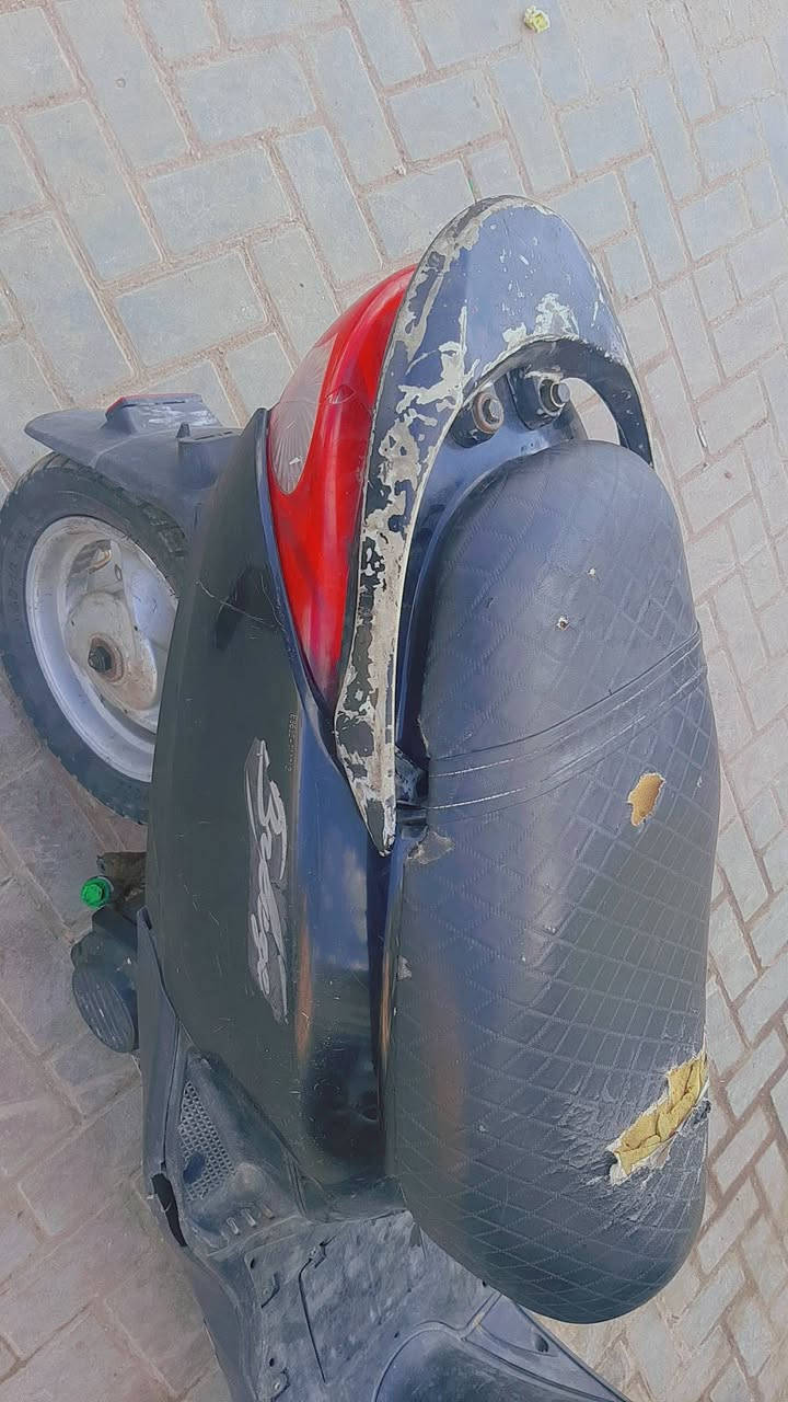 السلام عليكم بريز جانت شغاله وطفت ابيعلك كوم حديد ٢٠٠ الف مكاني الدوره ***********
