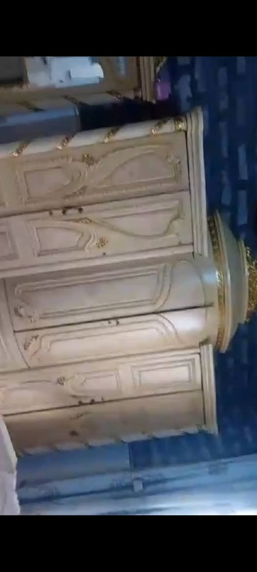 بكل العراق ماتلكه هذا السعر   غرفه ماليزي للبيع  بسس 150 الف نضيفه كلش    المكان بيجي


**إذا كنت صاحب هذا الإعلان وتريد حذفه لأي سبب، رجاءا أرسل رسالة إلى الدعم الفني**