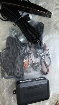 شاشة ٩ إنش • ٤ كاميرات محيطية • حساسات سماعات