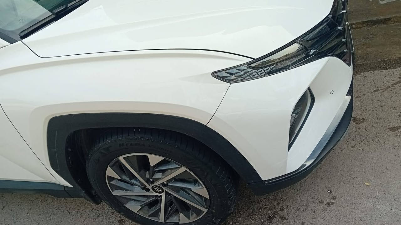 سلام عليكم توکسان موديل 2024 للبيع ماشيه 27800 فول ماعدا الفتحه
السعر 215 تحويل مباشر

*********** الاتصال
