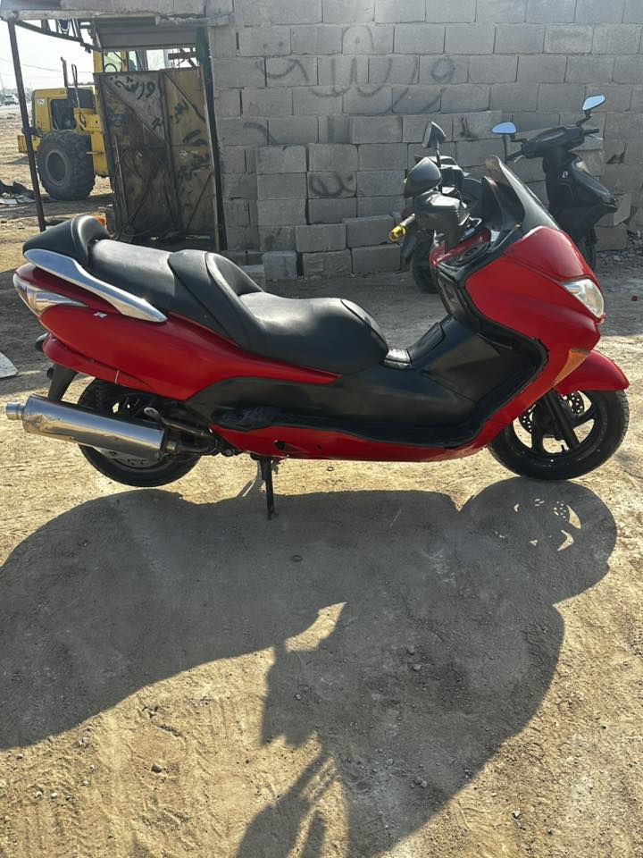 سلام عليكم فورزه البيع 8/0 كير مالغي وموجود العقل مالته والماطور دراجه عليه ادامه عامه ما بيه كل نقص شقل وطلع وين ما تريد تايرات جديده ستوني شادهن مكان واسط الكوت الاستفسار اكثر نتصال / ***********
***********
