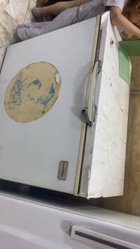 الشعب • ثلاجة