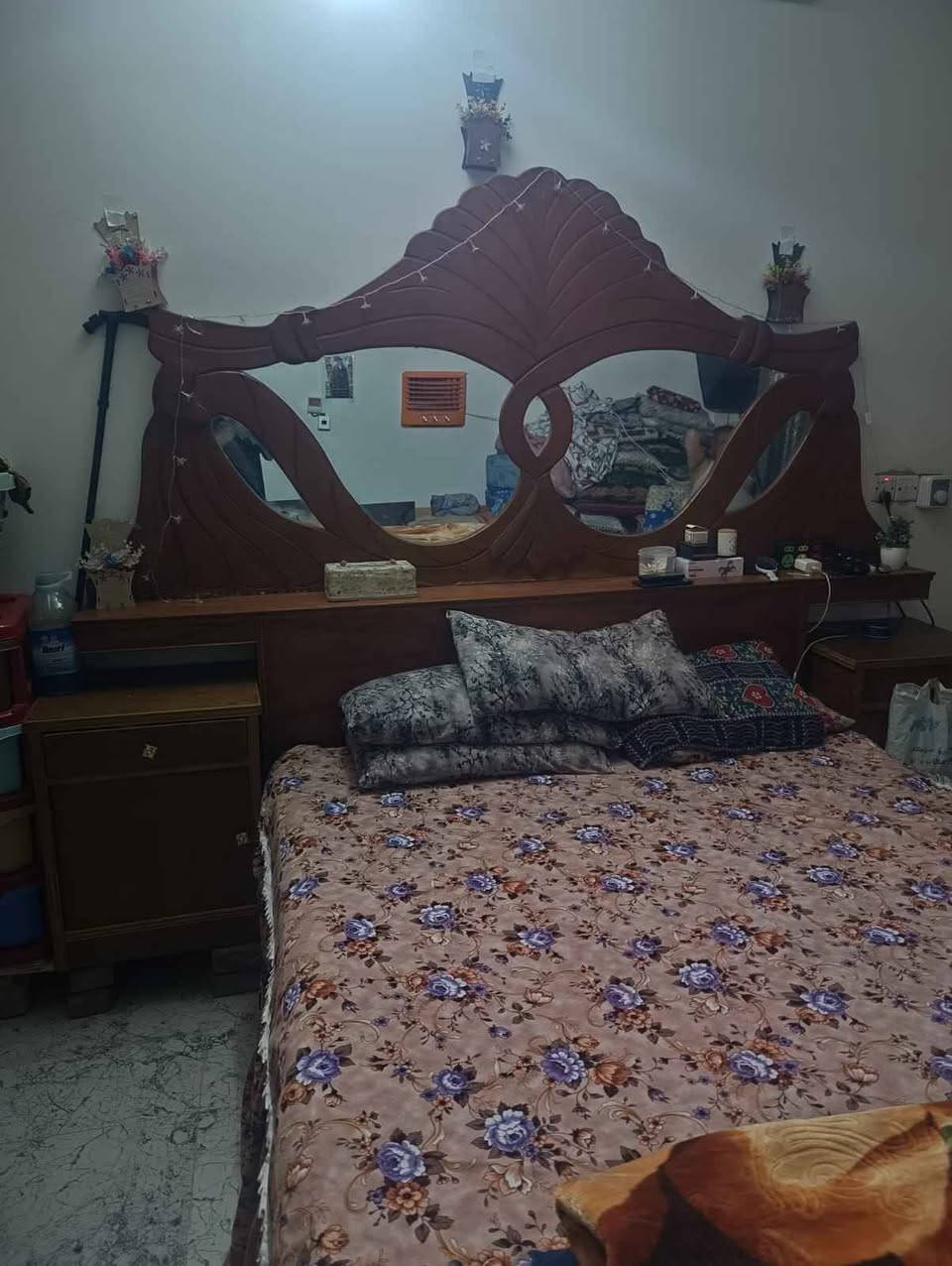 كنتور ابو ٣ مع كنتور ابو ٢ مع جربايه كلهن ٣٠٠ الف عنواني كربلاء حي عامل منطقه ثانيه رقمي ***********لمعلومات اكو توصيل Singapore

