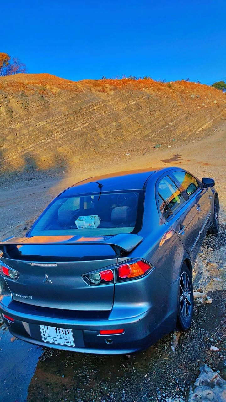 لانسەر قرش ٢٠١٦ فول مەكینە ٢٠ دبل گێر تۆماتیك مەنەفێستە بەلام بزربوویە و كتابی محكەمەی مەفقودادی لەگەلە بەشەرتی مالی كەس نەبێت مالی مەدەنی بەشەرتە شاشە گێج سپۆرت ئەبی ئێس ویل كەپ لایت زینۆ ناو لیدە پێنج پارچە سبوغ پێشی جەمپەكی هەیە دینار مەسرەفی تێدانیە سعر ٥٩ معاملە 
شوێن سۆران 
ڤایبەر / واتس ئاپ
*********** سوران, أربيل
