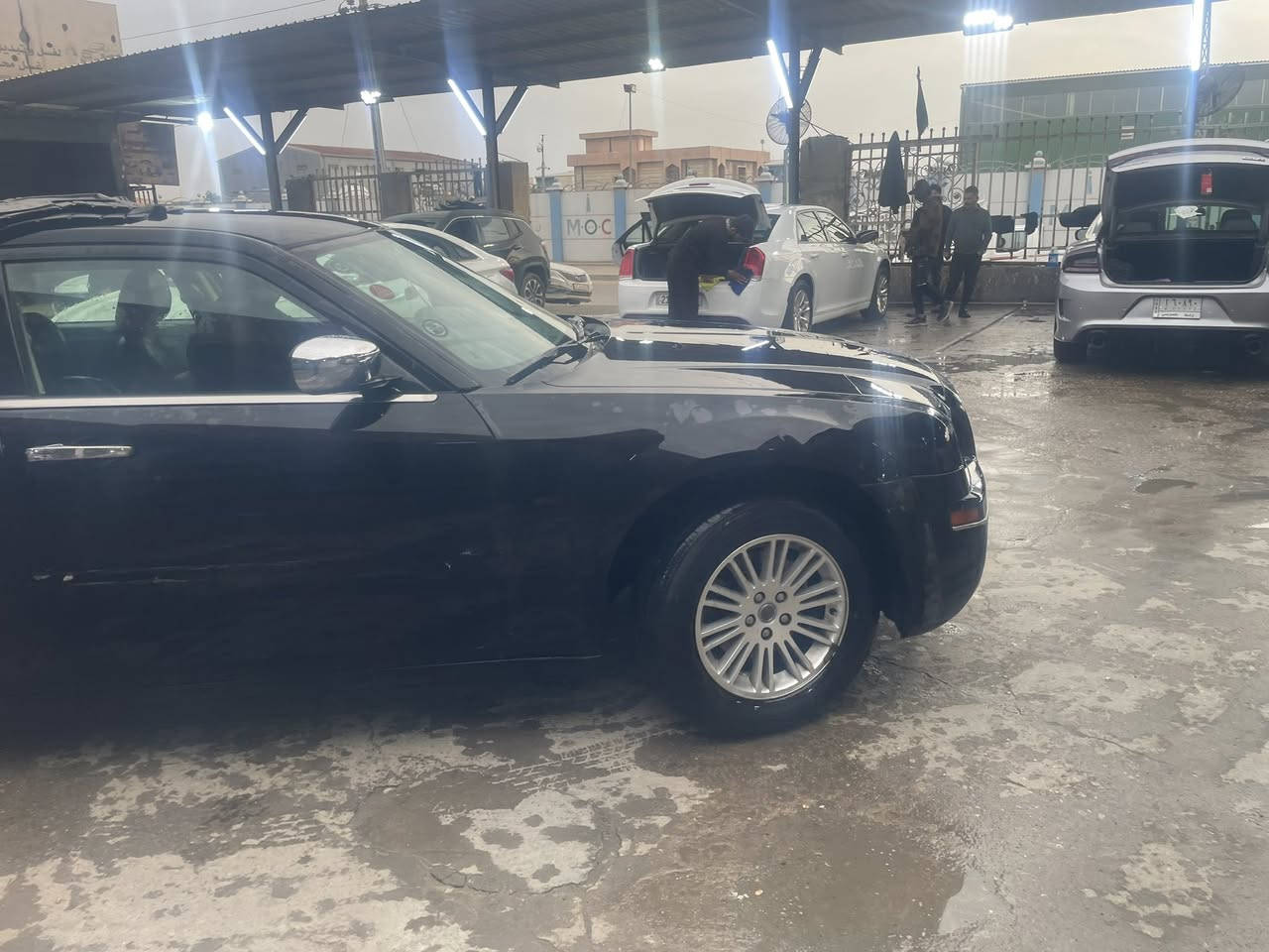 اوباما ٢٠١٠ رقم سليمانيه 
السياره كفاله عامه 
تخم تاير 
مكينه وكير بالضمان
حداديه امامي خلفي قبل اسبوعين شادهن 
منظومة تبريد رتدفئه جديده 
قبل ٥ ايام مبدل قايش تايمن وواتر بم 
وبلكات ومجاول ونوزلات 
لايت شمسي الاصلي 
ثلاجه ودكشن حار وبارد جديد 
من الاخير السياره بدون نقص 
مكانها ميسان 
***********
السعر ١٤٥
