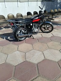 شباب دراجه نامه برو نضيفه نضافه شوفت عينك محرك كفاله عامه اوراقه جاهزه...