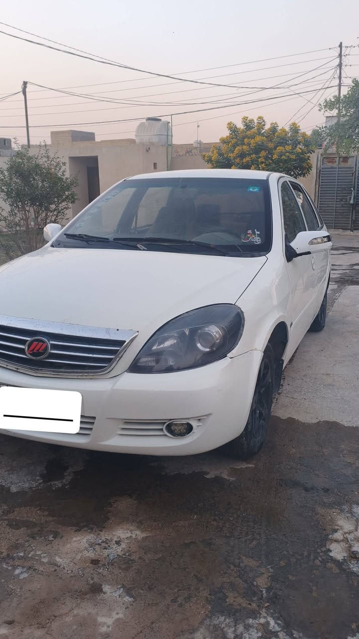 سلام عليكم سيارة ليفان 520 للبيع موديل 2011 
المحرك كورلا گير عادي سياره مكفولة من الگلبه والگص 
بيه فقط دحجات بصيطه سياره جاهزه گبل للشارع مكاني 
طريق كربلاء نجف كهربايات شغاله حداديته خير من الله 
رقم انگليزي رقمها قادسيه وسنويه جديده ومصفره
ملاحظه: السياره تنباع اقصاد سكنة النجف وتنباع نقد
الشراي بي خير ويدلل هاذا رقمي ***********
