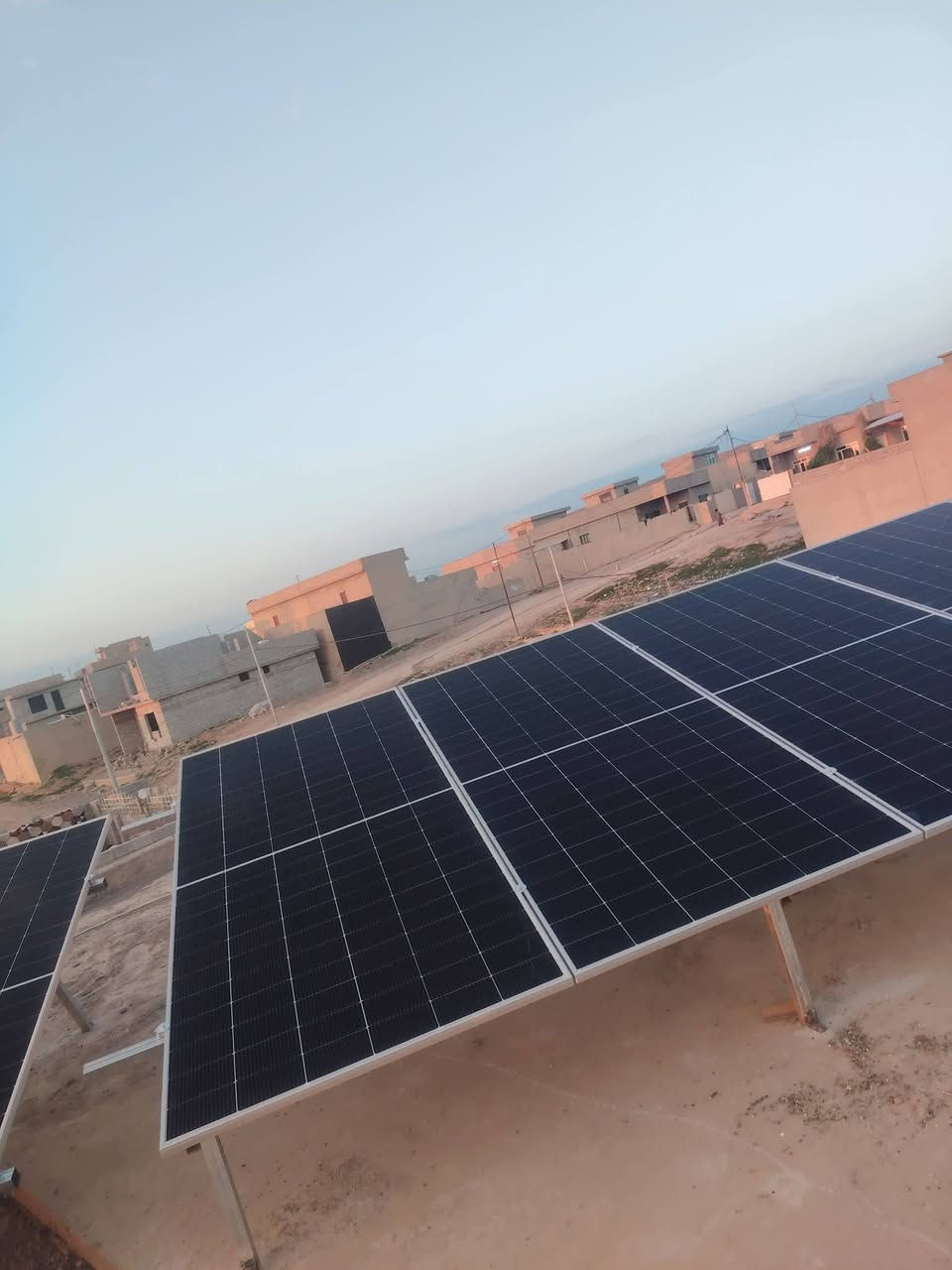 على بركة الله تم تنصيب طاقة للوالد ابو علاء الحمداني في ديار بكر
#ضمان_البطارية_5سنوات

تم بفضل الله تجهيز و  تنصيب منظومة طاقة شمسية لمنزل #الشيخ_علي_طلب_صالح

#قضاء_الدبس

تجهز المنظومة المنزل ب 20 أمبير نهاراً

بالاضافة الى 16 أمبير ليلاً  . 

مكونات المنظومة: 

🔵 الواح نوع (لونجي 620  W ).   ذات وجهين وذات كفائة عالية بضمان 15 سنة. 

🔵 جهاز انفيرتر نوع)(marvel  )حجم 6KW (27 امبير)  بضمان سنتان 

🔵بطارية ليثيوم  16 kw TACO   عمراً. وبعمر افتراضي 18 سنة وبضمان 5 سنوات 

#مكتب #سولار #بلص #للطاقة #الشمسية. 

#العنوان #محافظة #كركوك #قضاء #الحويجة #سايدين

#المعارض #مقابل #دائرة #كهرباء #الحويجه

#بالقرب #من #خدمات #حازم #السلطان

 #مهندس #ابراهيم_حسن

***********

#سعيد_الجميلي

***********
