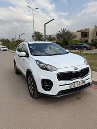 كيا سبورتج 2019 خليجي اللون ابيض  محرك 2000 دوش   ماشية 126 الف كيلو  ...