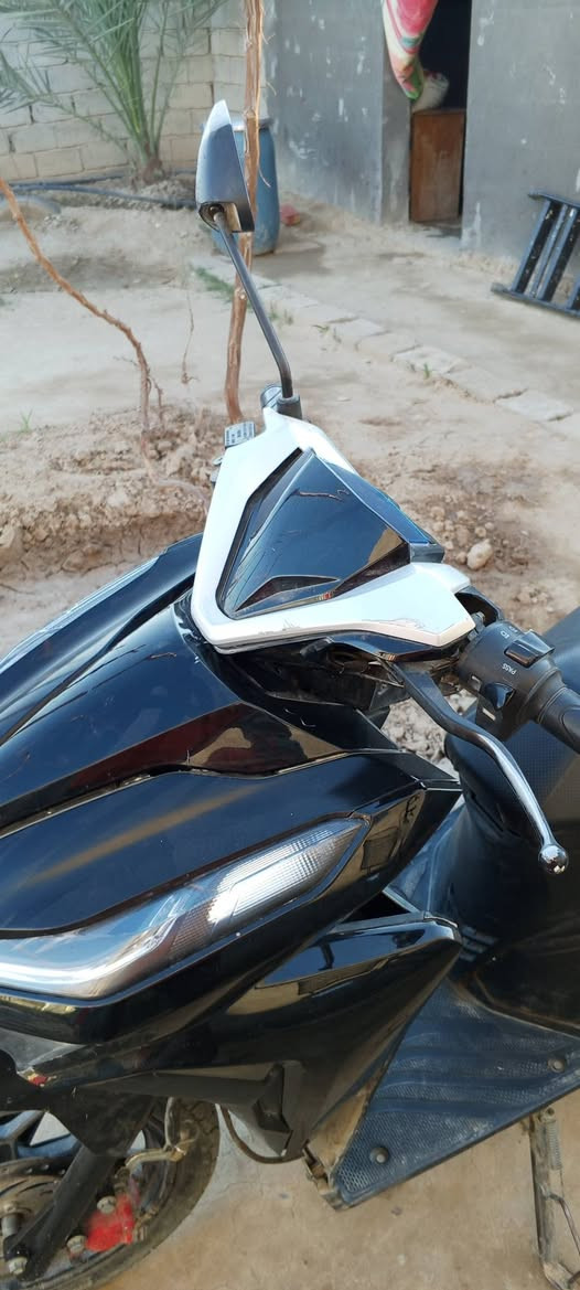 سلام عليكم دراجة الي البيع السعر خاص كلشي شغال بيها ... طريقت التواصل ***********
