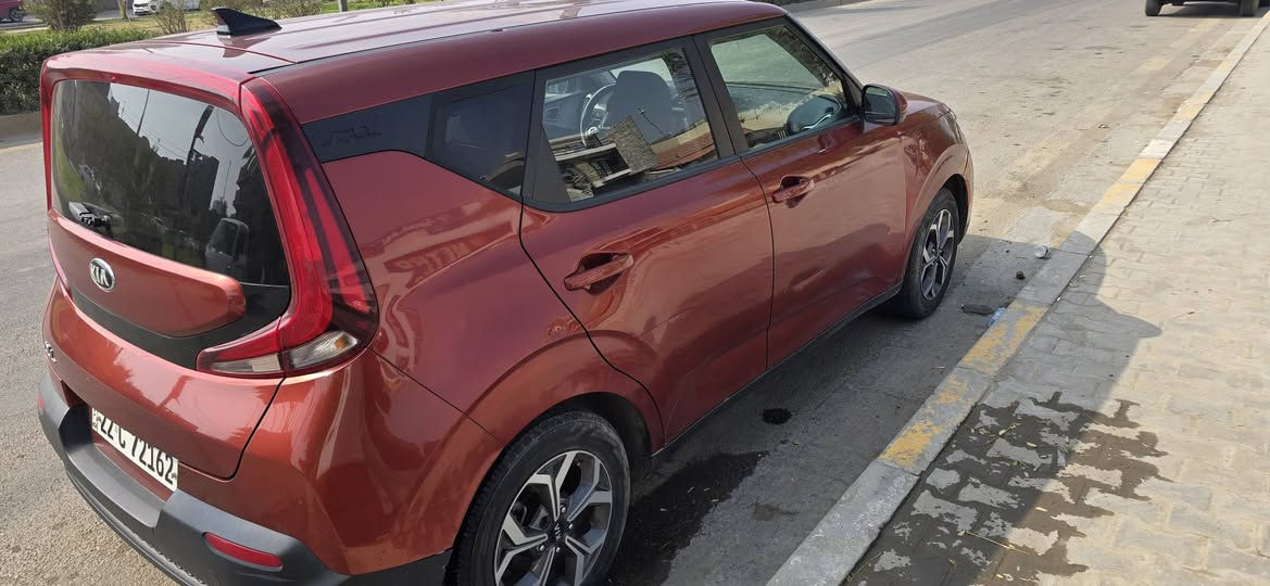 صول 2020
رقم اربيل

 هزة وفحص وتحويل كله جديد 

جميع الايرباكات سليمه

رقم بغداد

باسمي

ماشية ٧٤مايل

محرك ٢٠٠٠دوش

شاشه فول تحكمات

كامره

تحكمات ستيرن كامله

نظام نورمل+سبورت

لون مشمشي مميز

كروس سرعه

سماعات محيطيه بالكامل

تبريده ثلج

السيارة على اخر حبه اي نقص مابيه تشغل وتطلع

حادثه فقط بنيد مصبوغ بسيط جدا حادثه بدون دواخل

مكانه بغداد الكرخ قرب حي الجهاد

***********

السعر ١٣٠ وبيه مجال وماكو هيجي نظافة وحادث قطعه بهذا السعر بس لان مستعجل على بيعته وبالعافيه التصير من نصيبه
