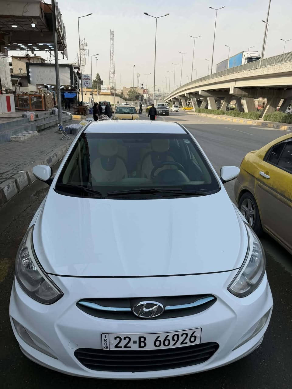سلام عليكم 

هونداي اكسنت موديل 2018

رقم اربيل هزة جديد سنويه 31 بسمي 

صبغ جمالغات خلفيه وقبق صندوق بدون حادث 

محرك 14وكير سي في تي محرك وكير شرط

السيارة خليجيه حلوة مال بيت ماتصرف عليه ربع 

مكان السيارة الموصل جانب الايمن (98) وبيها مجال 

ترهم مراوس الاتصال (***********)
