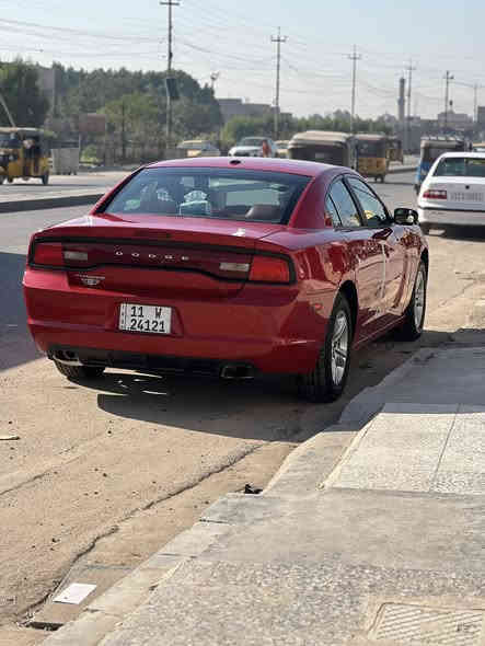 السلام عليكم  
جارجر 2012 رقم بغداد أنكليزي 
ماشيه ٢٢٠
شاشه كبيره 
حداديه جديده 
مكينه +كير +اكسل مكفولات 
تبريد منضومه جديده 
لايت زنون 
تشغيل بعد 
بيها قطعتين صبغ وشبر بارد بدون ايرباك بدون دواخل 
سعرها 148 وبيها مجال كلش قليل 
ممشتغله خط   
***********
