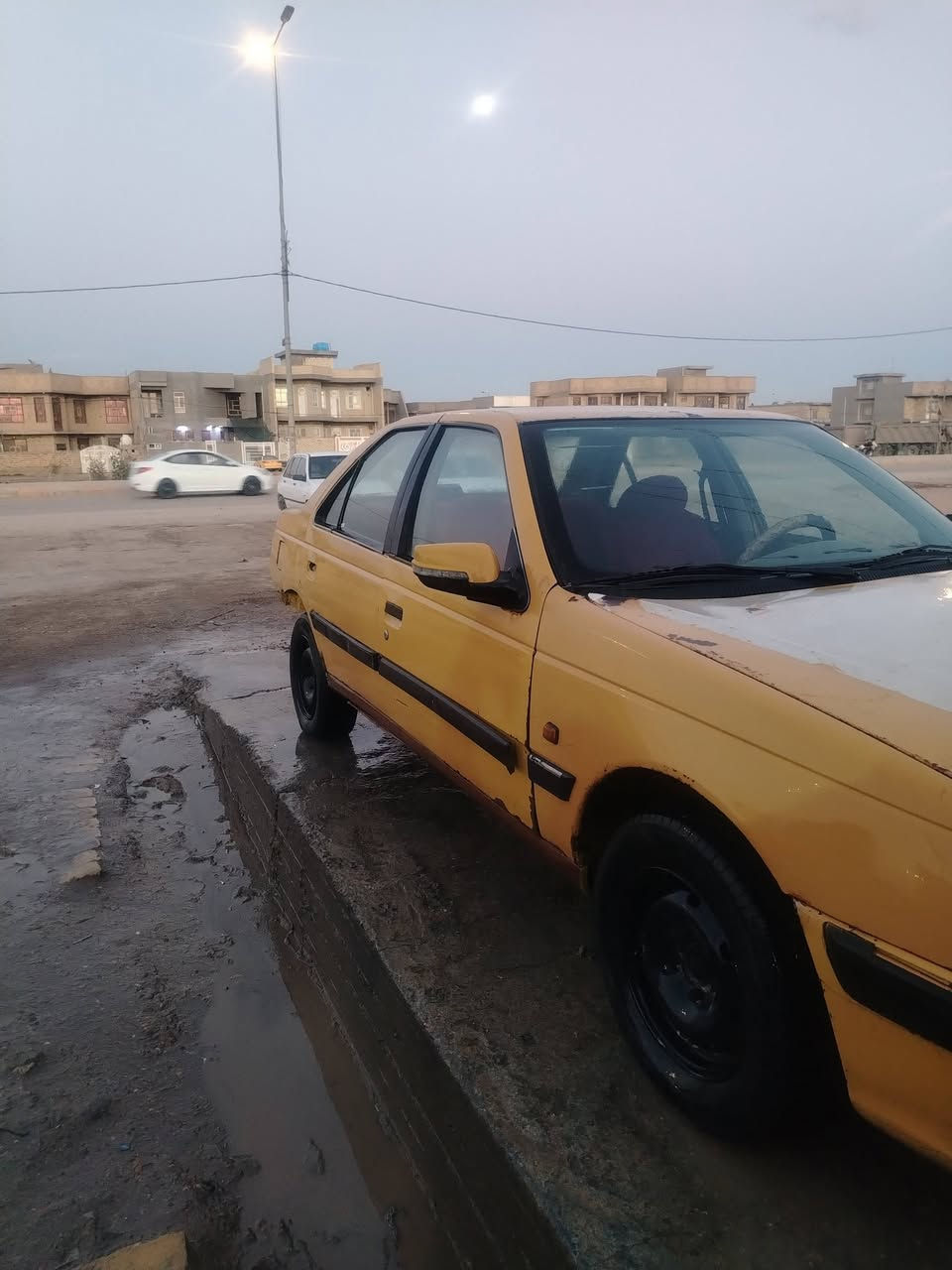 للبيع بارص ٢٠١٣ رقم بصره ألماني ب٢٠ ورقه  ***********
