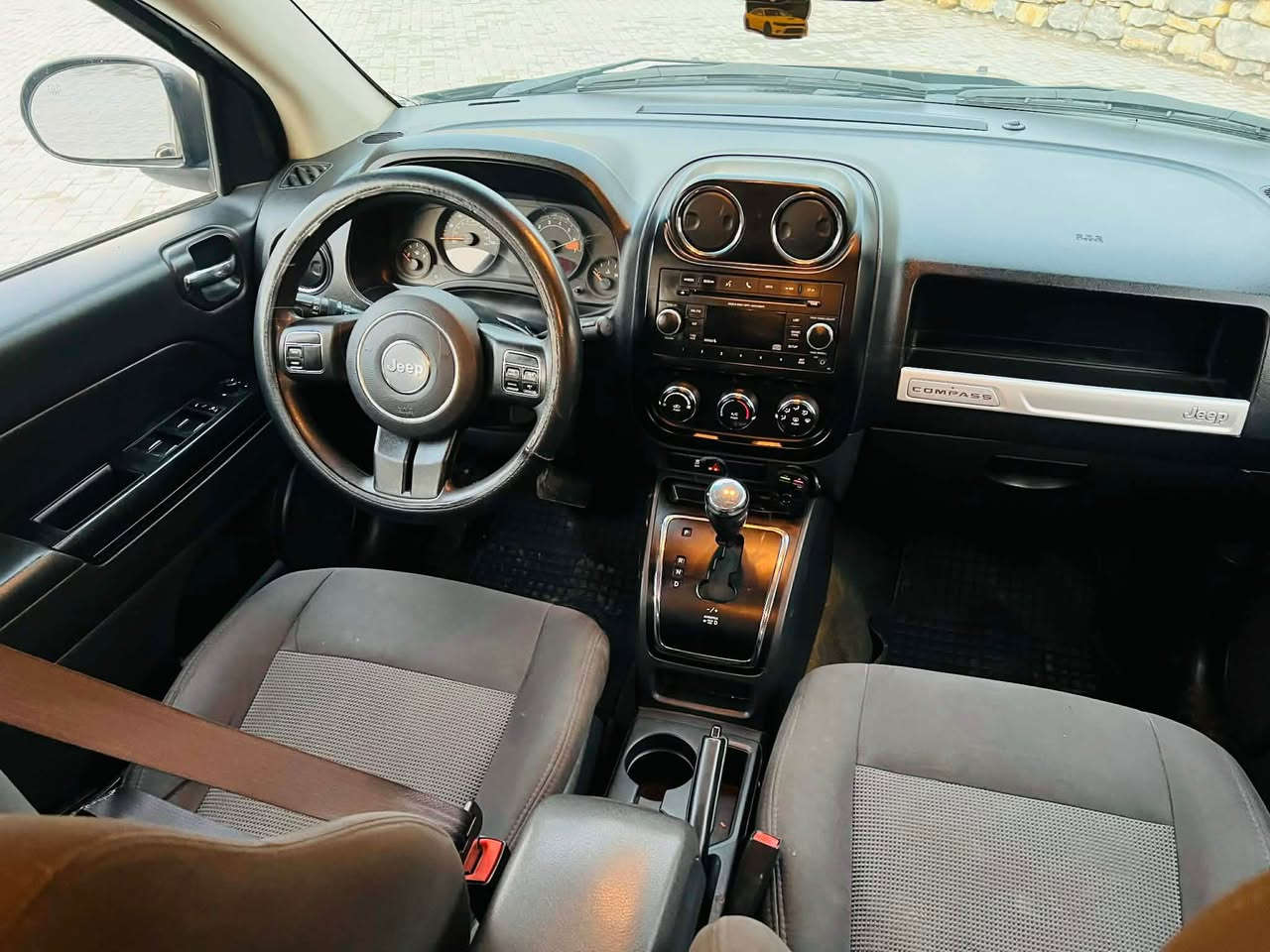 سەرەتا بە ناوی خوای گەورە و میهرەبان

فرۆشتنی خێرا

جیب کۆمپاس

٢٠١٦

مواسفات سپۆرتە گیر تۆماتیکە دەبل گیرە و جام کارەبایی و ئۆتۆیە و دەبل گیچ و دەبل ایرباگ و سوکان ڤۆلیۆم و تعدید سرعە و  سیستەمی تراکشن و ویل کەپە و قفل مرکزی و حاسەیە و زۆر مواسفاتی تر..!

نموونە لە جوانی و پاکی

گیر و مەکینە و کارەبایی و تەبرید و تەقە و رەقە و تندوتۆلی بەشەرت

گیر و مەکینەی بەشەرت نەکراوەتەوە برخوی و بانەدراوە

٨٠ مایل رۆشتووە

سەیارەکە یەک دەستە

دەعم و لیدراوی نیە بەشەرت

سۆنەریم داناوە

پیش و دوای کەپسە و سەقف و شان و چواردەوری شوشەیی

کاڵبوونەوەی نیە

رەقەم و سەنەوی تا کۆتایی ٢٠٣٠ تازەیە بە ناوی خۆمانەوەیە

تەحویل و خرامە و بە ناوکردن بەشەرت

٤ تایە و ویلی لۆکی بیلادی لە ژێرە

ماڵی دۆستە و دیناریک مەسروفی نیە

کامل سیرڤس کراوە و ٤ تایە و ویلی لۆکی بیلادی لە ژێرە

بۆ عەیب و عار پرسیار مەکە.!

شوین// هەڵەبجەی شەهید

سعری// ١١٥ گڵا و مجالیکی برایانەی تیدایە

ئاسیا ***********

کۆرەک ***********

واتساب و تیلگرام و ڤایبەری لەسەرە.! حلبجة, السليمانية
