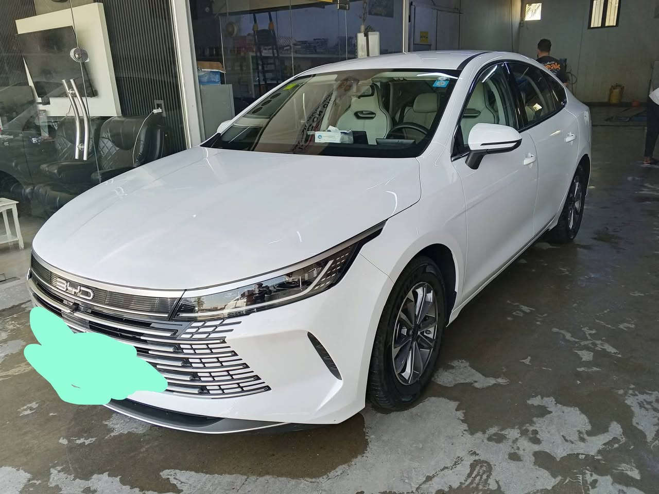 السلام عليكم byd،،دستروير موديل 25السيارة زيرو كفالة عامة على أيدي
رقم بغداد وابسمي السعر 19600 والسيارة كدامك بالصورة


**إذا كنت صاحب هذا الإعلان وتريد حذفه لأي سبب، رجاءا أرسل رسالة إلى الدعم الفني**